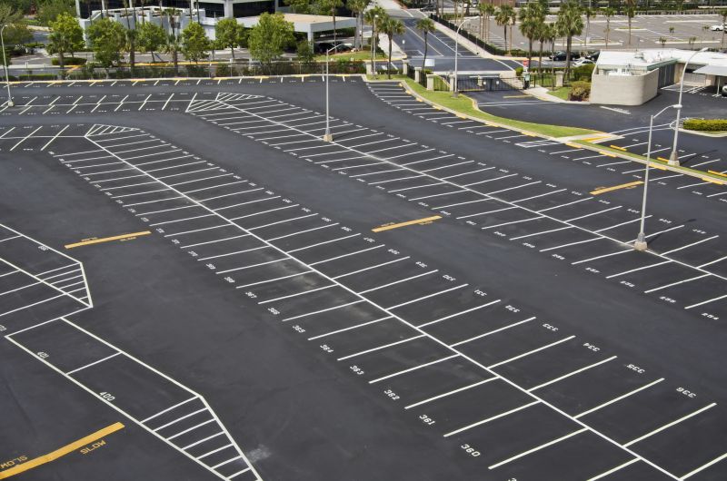 Parking Lot Exterior Cleaning